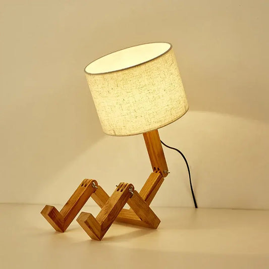 Woodfeet Lamp